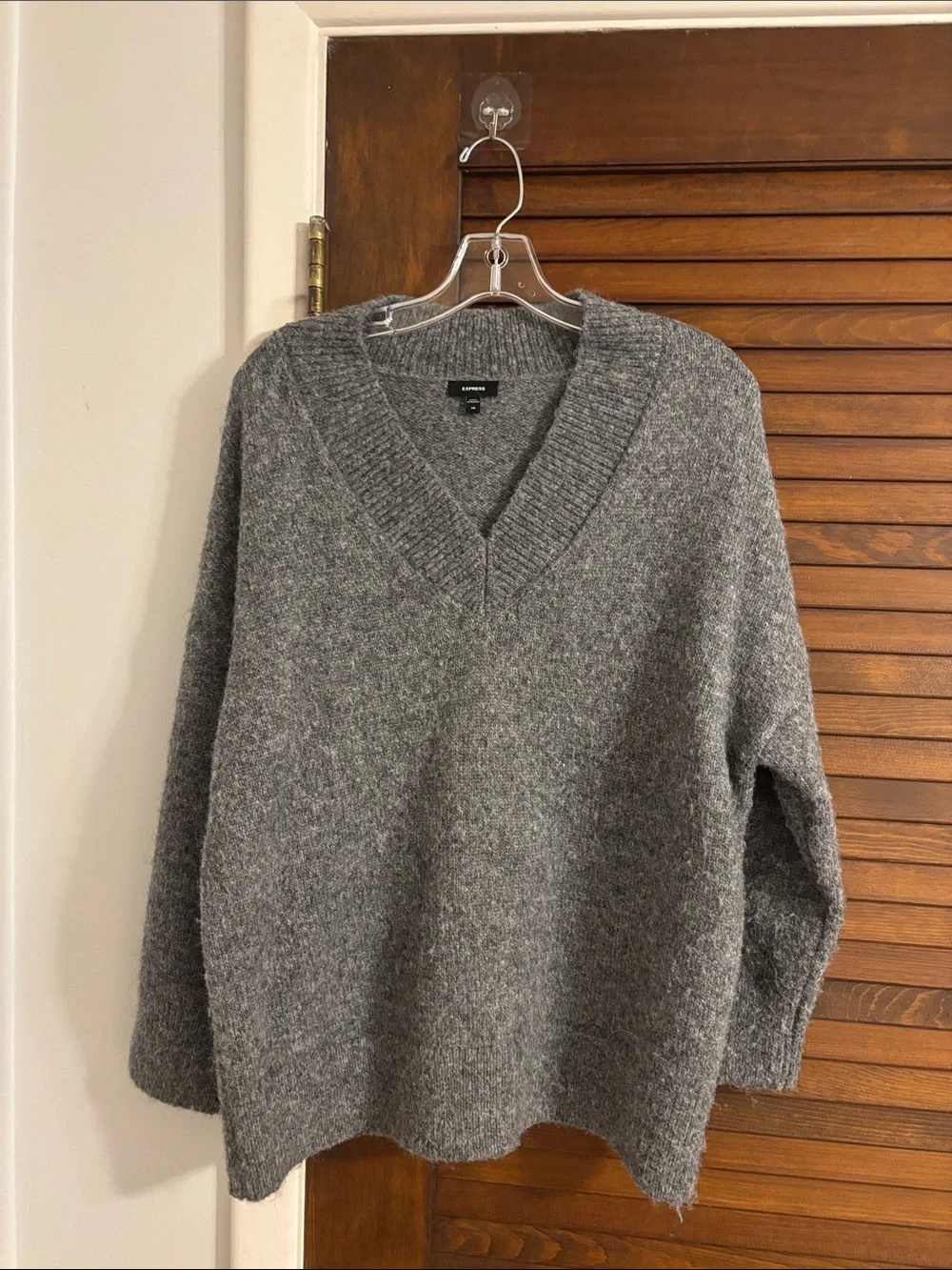 Express Gray Ribbed V-Neck Sweater - Picture 4 of 4